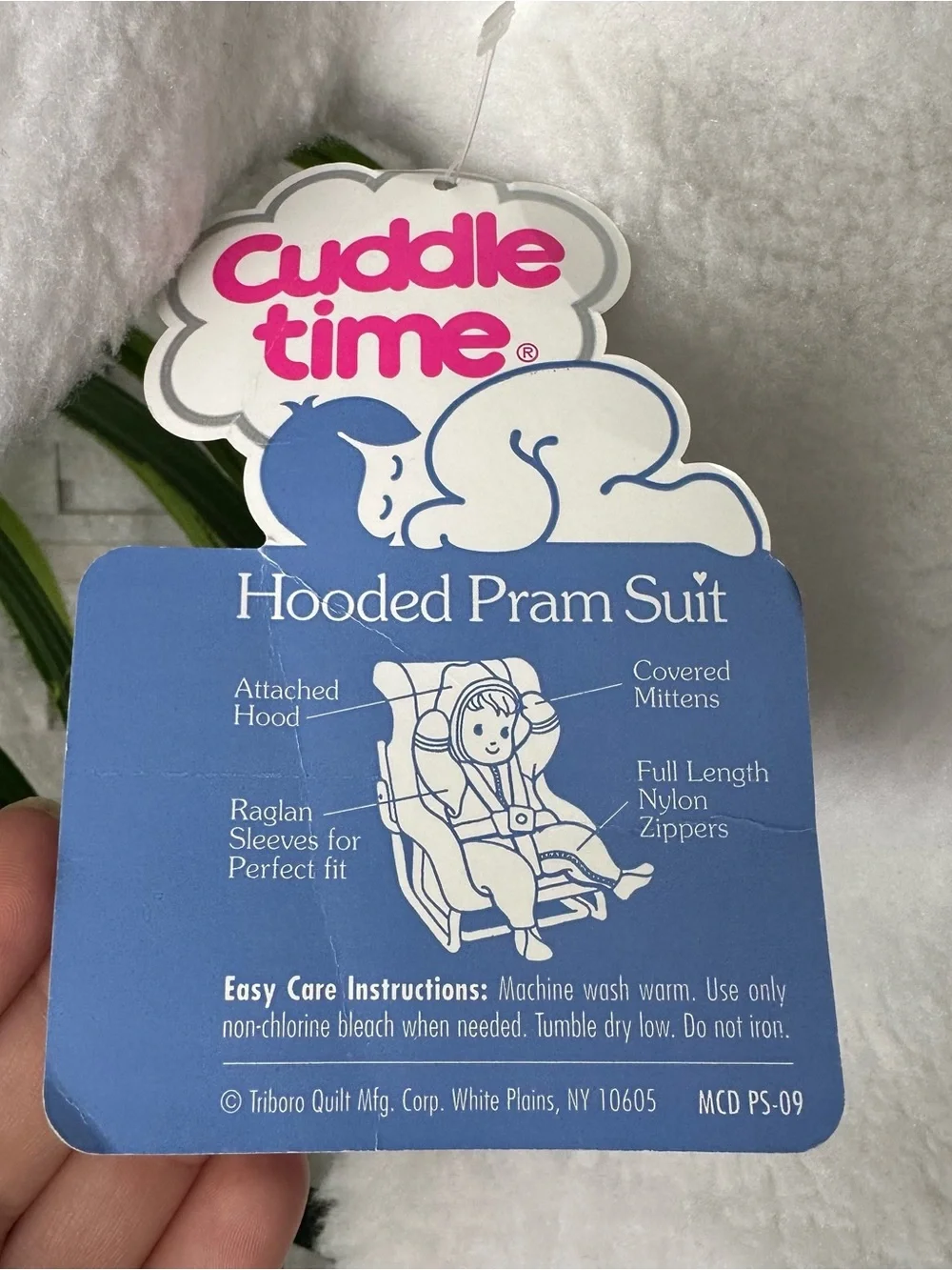 Cuddle Time White Baby’s First Outdoor Garment One-Piece Fleece Romper 6-9M NWT